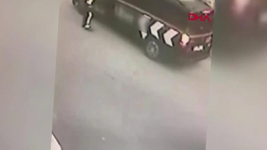 Beşiktaş’ta Sürücünün Boğazına Sakız Kaçtı, Vatandaşın Müdahalesiyle Kurtarıldı