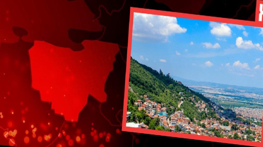 Bursa Hayvanat Bahçesi’nde Hayvanlar Serinletiliyor