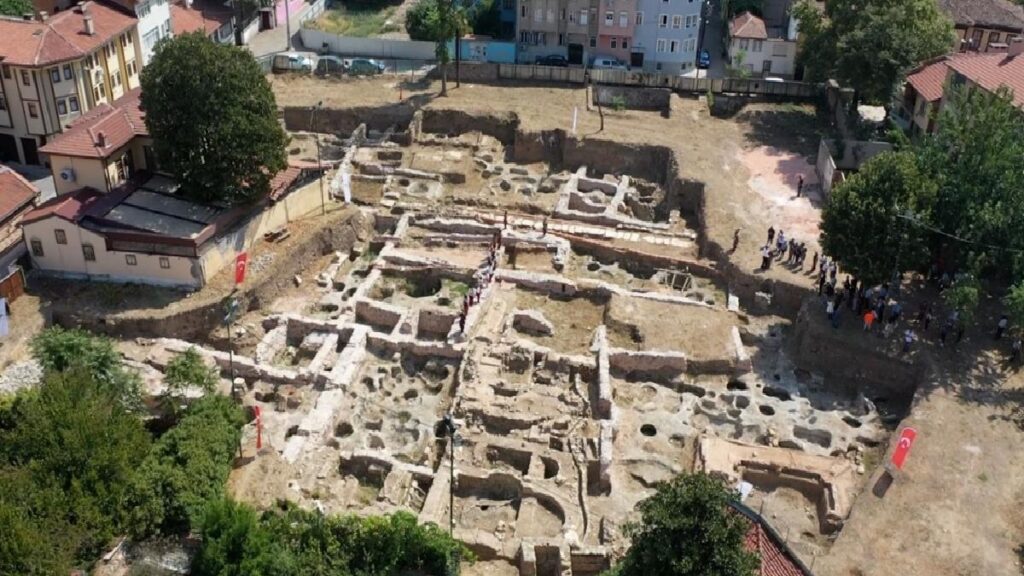 Bursa Hisar İçi Projesi ile Tarihi Mahalleler Canlanıyor