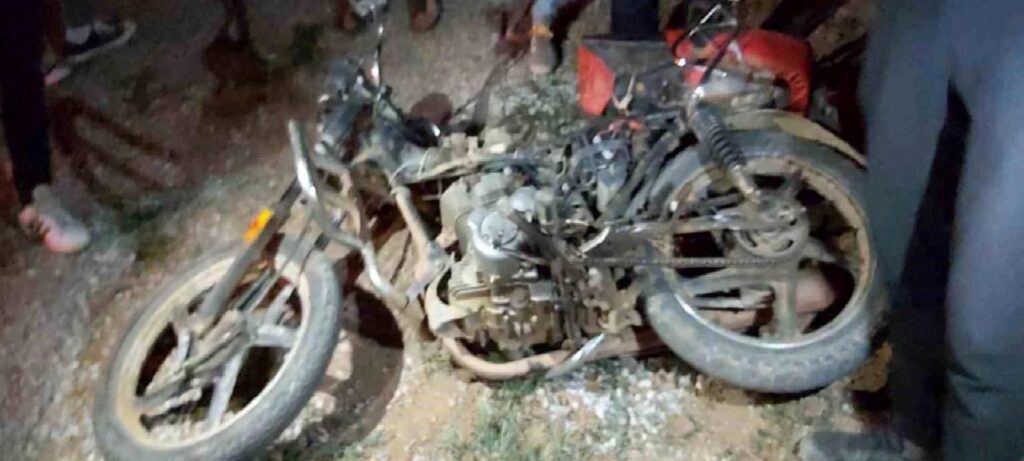 Bursa’da Yakıtı Biten Motosikleti İtme Sonucu Kaza: 2 Yaralı