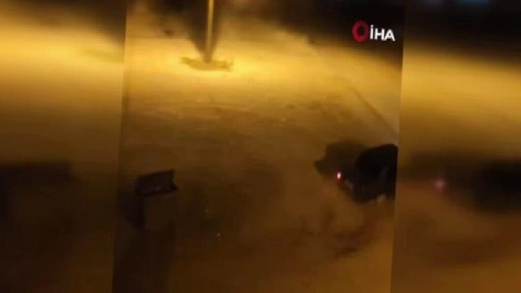 Bursa’daki trafik magandası kamerada… Etraftakilere aldırış etmeden drift attı