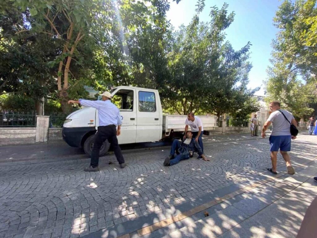 Çorlu’da Budama İşinde Kaza: Emekçinin Bacağına Demir Saplandı