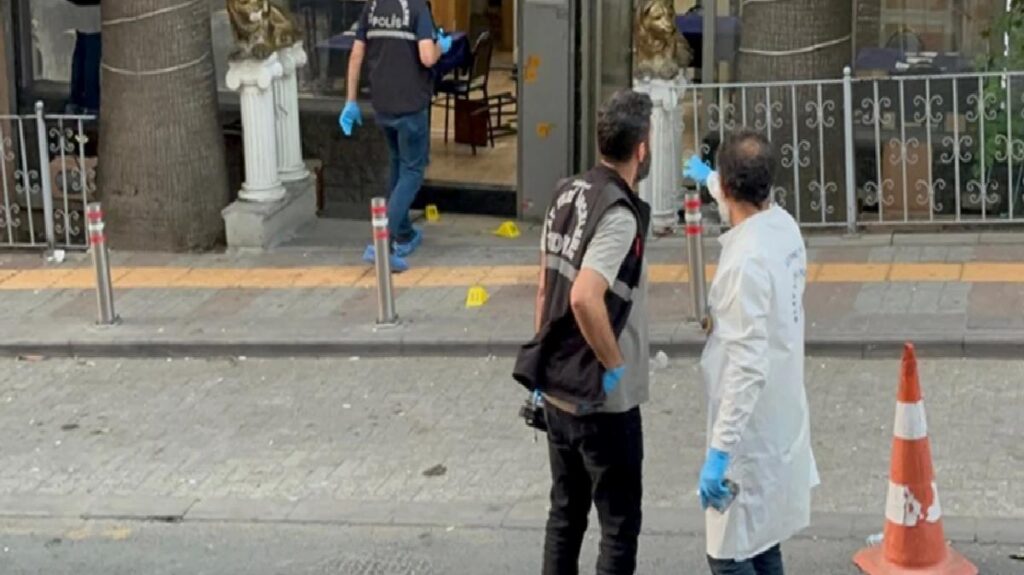 Güngören’de kahvehanede silahlı çatışma: 1 meyyit, 2 yaralı