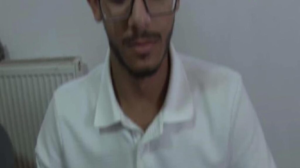 Hem üniversite, hem de hafızlık eğitimini tıpkı anda yaptılar