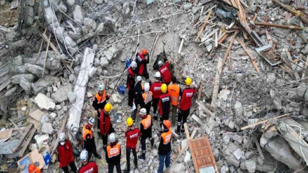 İnegöl’de Gerçeğini Aratmayan Zelzele Tatbikatı Gerçekleştirildi