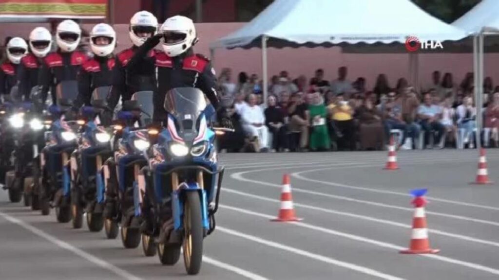 Işıklar Jandarma Meslek Yüksekokulu 402 öğrencisini merasimle mezun etti