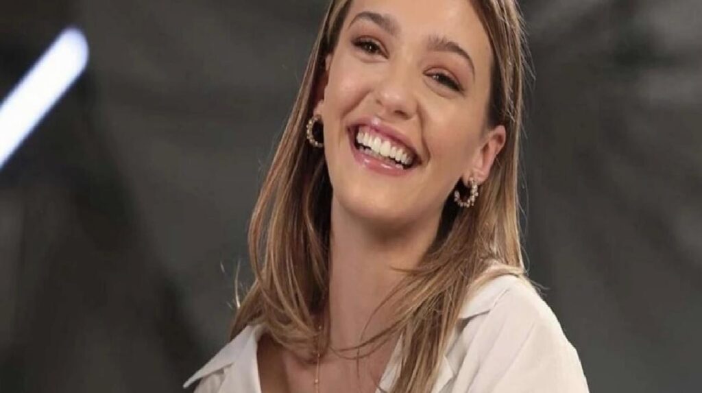 Melisa Döngel’den Değişik Hoşluk Sırrı: Göz Altı Şişliği İçin Basur Kremi