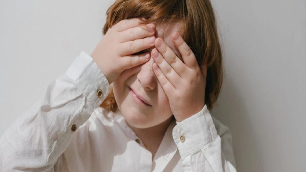 Otizm nedir? Otizmin belirtileri ve tedavi metotları neler?