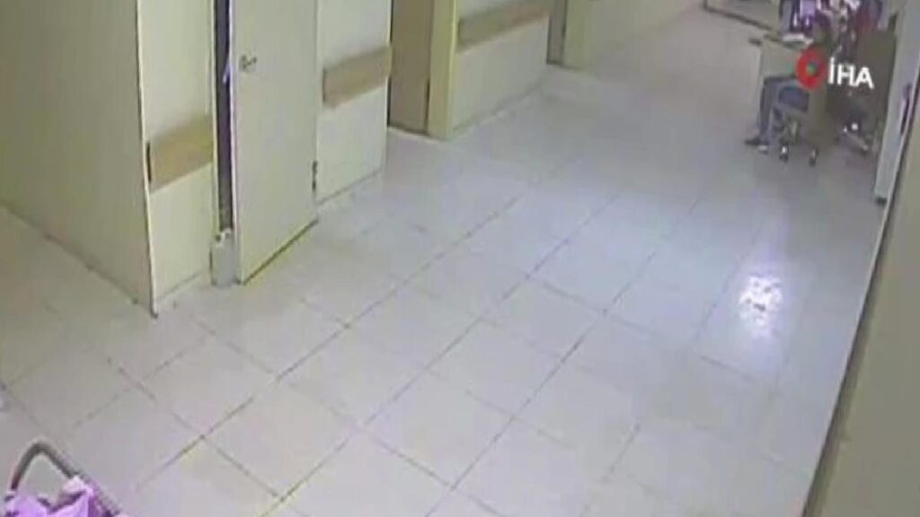 Sıhhat grubu inancını yerine getirdi, bebeği zelzelede doğdu