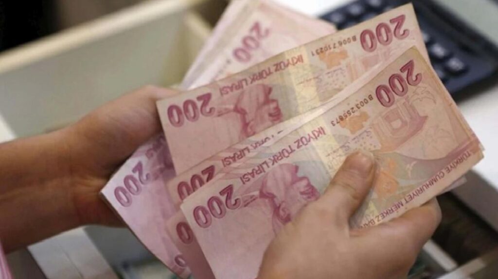 Son Dakika: Hükümet, memur ve memur emeklisine artırım teklifini sundu: 2024’te yüzde 23, 2025’de yüzde 11