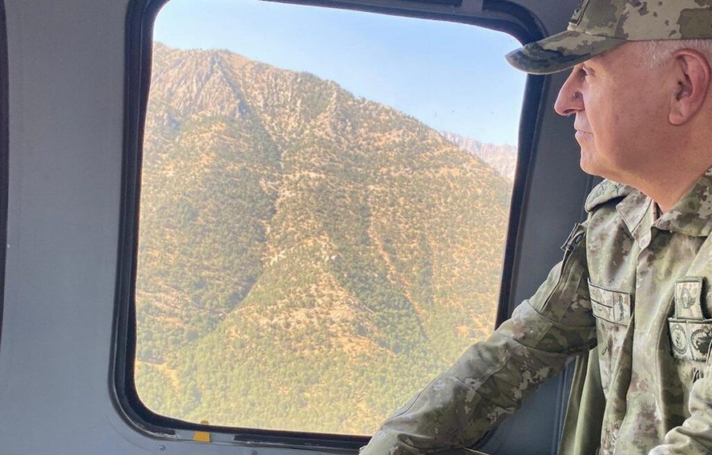 Yeni Genelkurmay Lideri Metin Gürak’ın bilinmeyenleri! 15 Temmuz’da FETÖ’cü askerlere bu türlü ayar vermişti