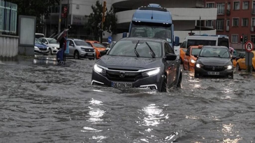 Ankara için kuvvetli sağanak uyarısı! Meteoroloji saat verdi