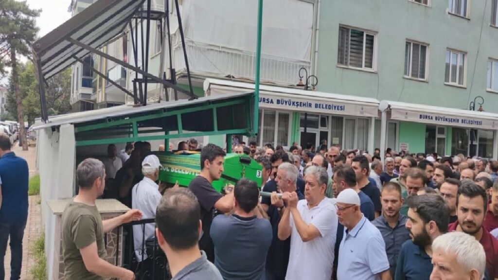 ATT Kübra Işık Palut’un cenazesi İnegöl’de toprağa verildi