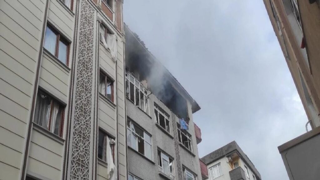 Bahçelievler’de bir binada patlama meydana geldi