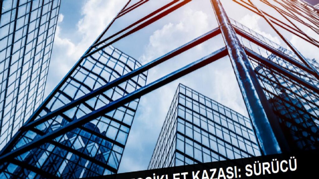 Başakşehir’de motosiklet kazası: Şoför ağır yaralandı