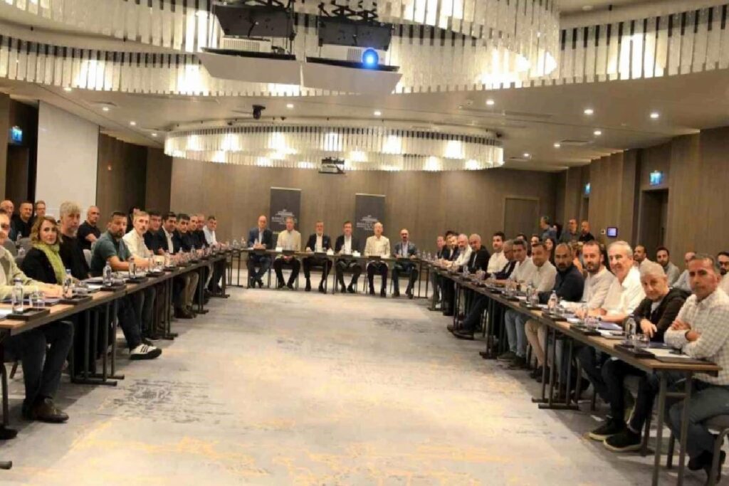 Bilgi Süreç ve Otomasyon Teknolojileri Kurulu Bursa Business School’da buluştu