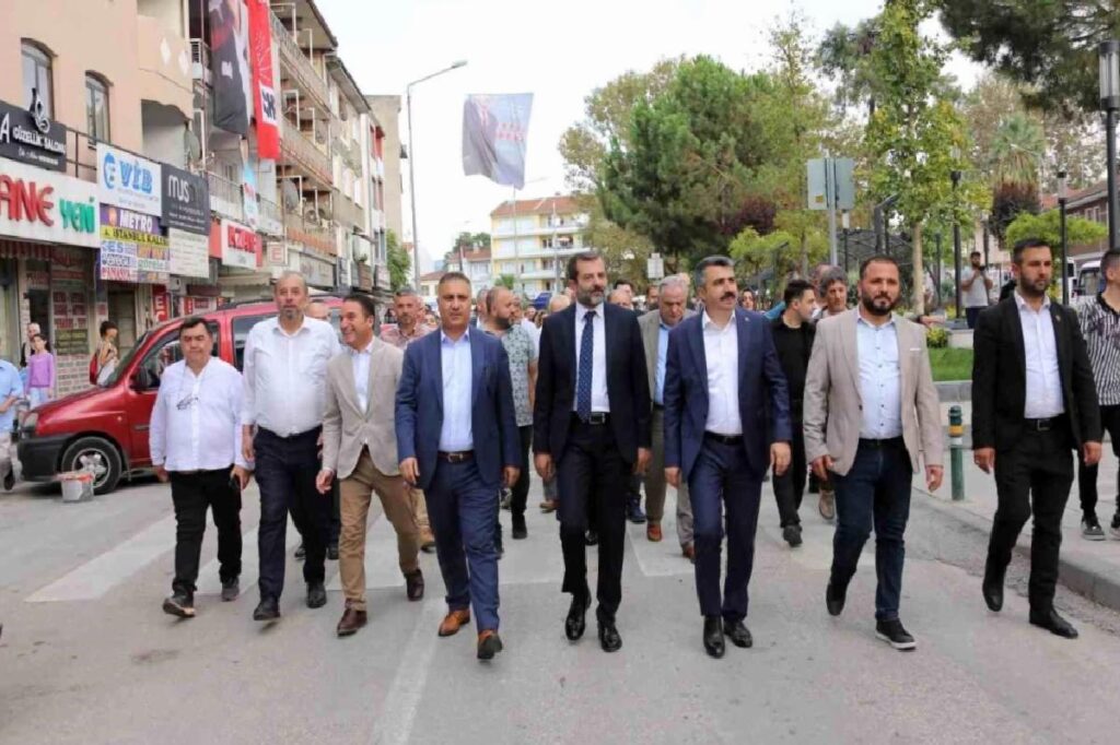 Bursa Gürsu Belediyesi 24. Kültür Sanat ve Armut Şenliği Başladı