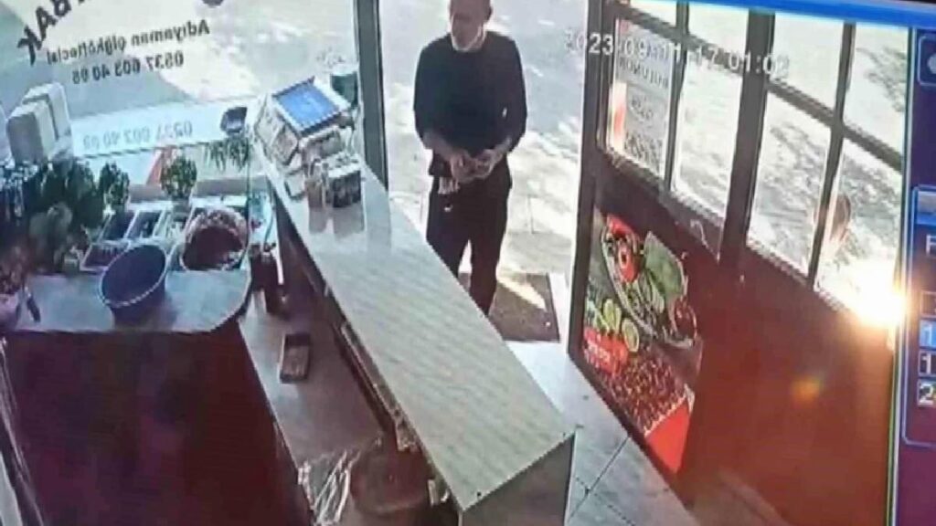 Bursa’da Çiğköfte Dükkanından Hırsızlık