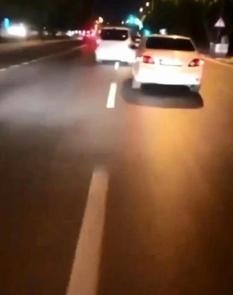 Bursa’da Hafif Ticari Araç Şoförü Anayolda Makas Atarak Tehlikeli Sürüş Yaptı