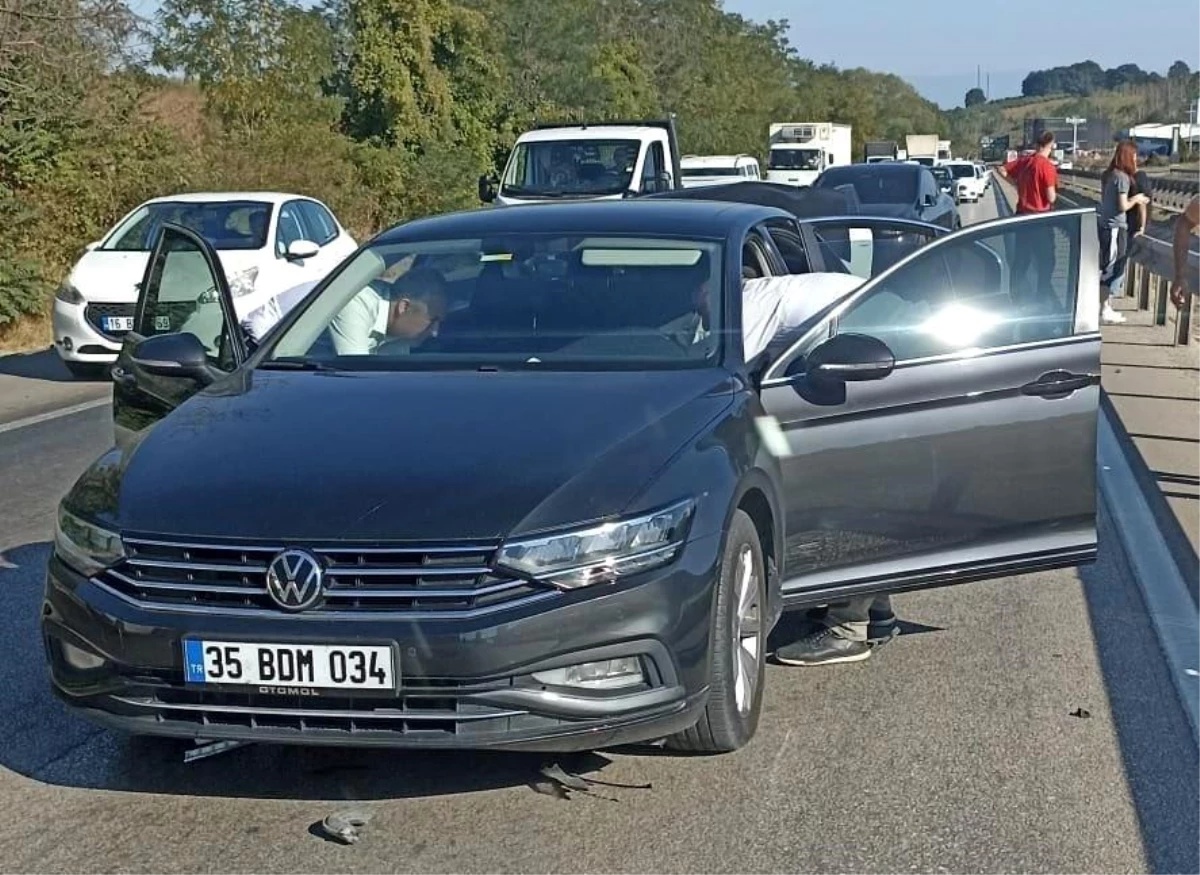 Bursa’da iki araba çarpıştı: 7 kişi yaralandı