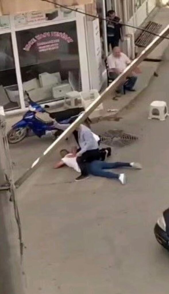 Bursa’da Narkotik Polisi Uyuşturucu Satıcısını Yakaladı