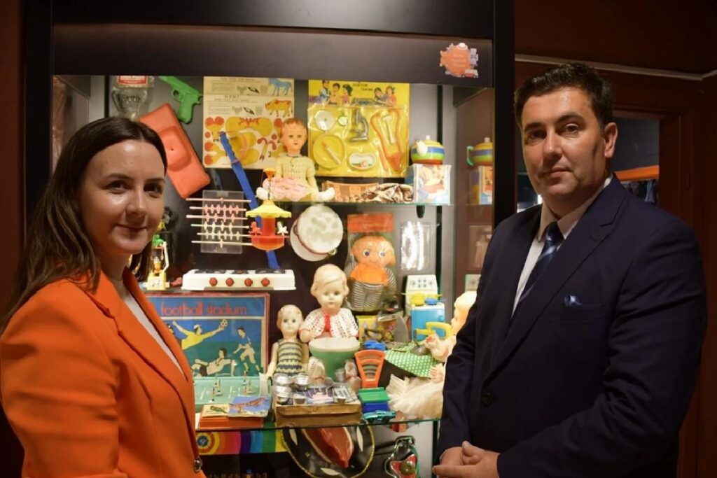 Bursa’da yaşayan yazılımcı çift, oyuncak müzesi kurdu