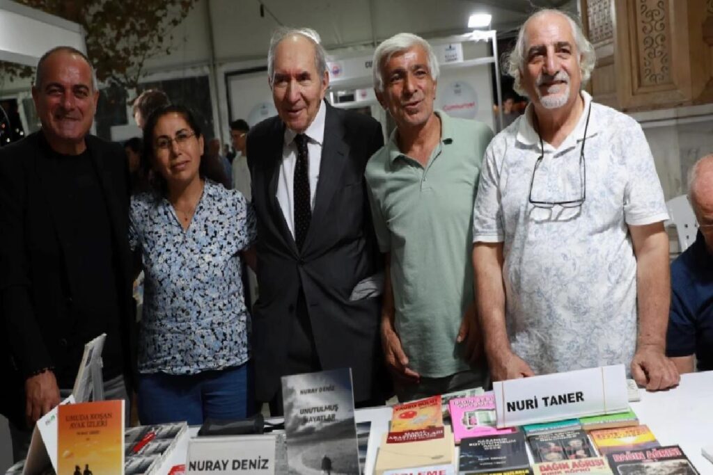 Gemlik’te Kitap Limanı Fuarı Açıldı