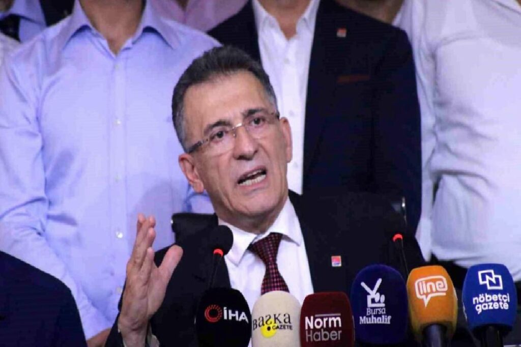 Gürhan Akdoğan CHP Bursa Vilayet Başkanlığına aday oldu