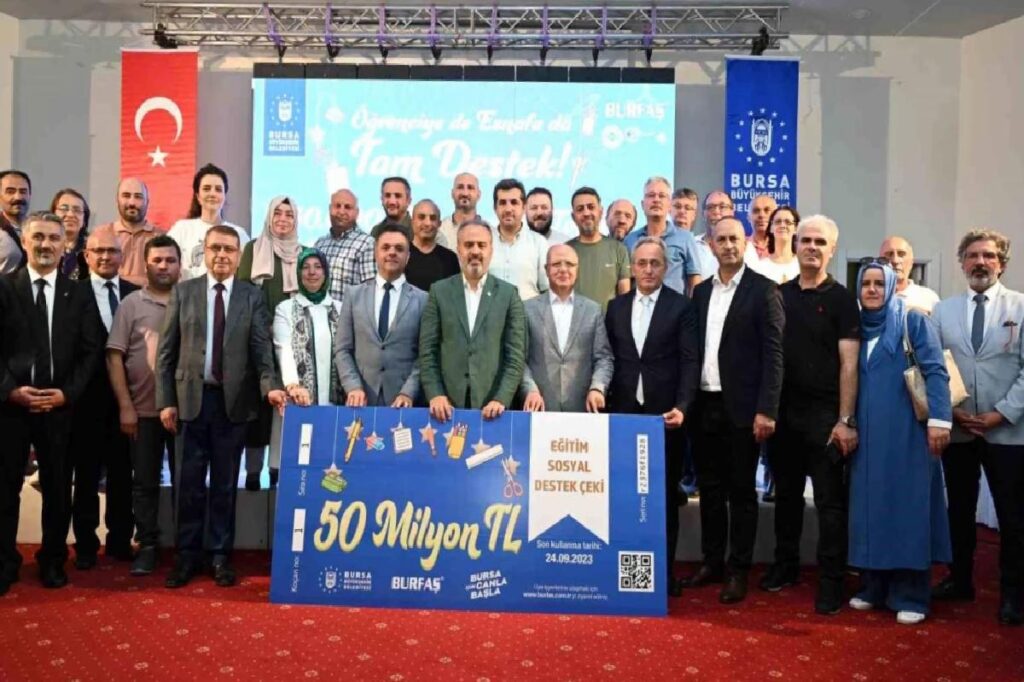 Hem öğrenciyi hem esnafı memnun edecek dayanak