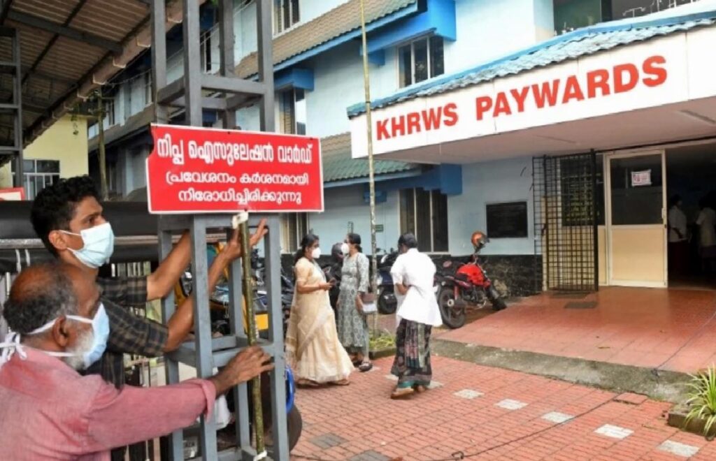 Hindistan’da beyin hasarı yaratan Nipah virüsünün yayılmasından ötürü kimi okullar, ofisler ve toplu taşıma kapatıldı