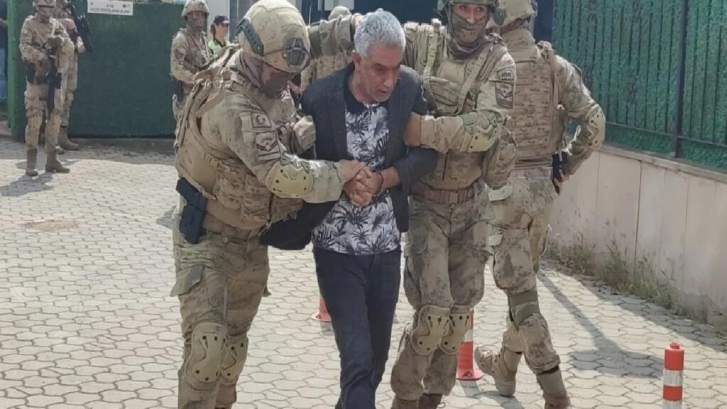 “İnegöl Terkinler Çetesi” operasyonunda gözaltına alınan 35 kuşkulu adliyeye sevk edildi