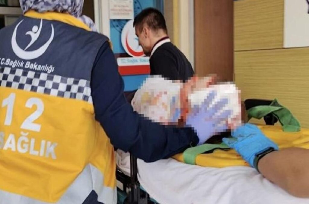 İnegöl’de 2 yaşındaki çocuk pencereden düşerek ağır yaralandı