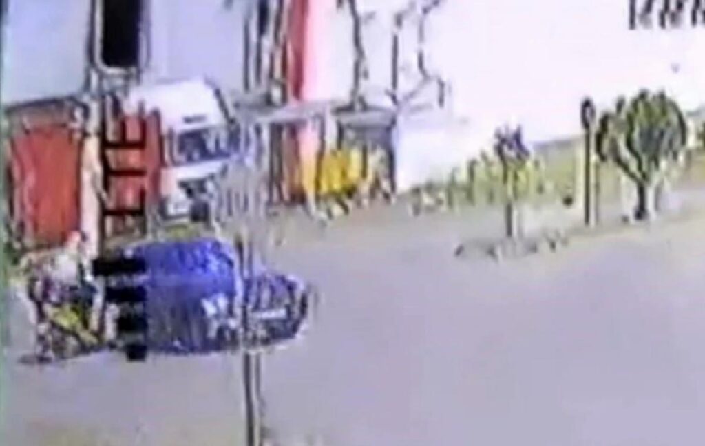 İnegöl’de araba ile motosiklet çarpıştı: 1 yaralı