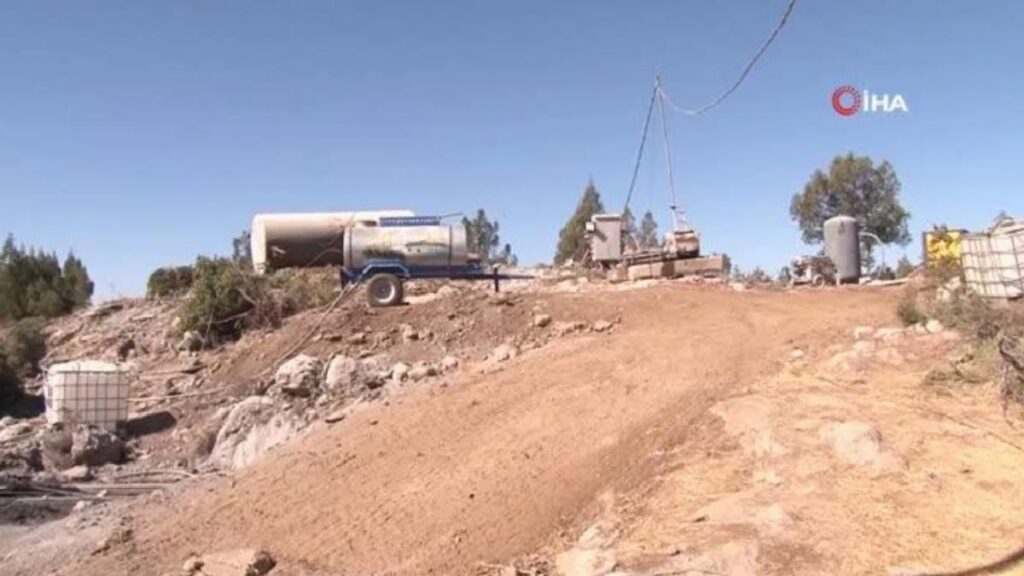 Köy sakinleri mermer ocağı için aksiyon yaptı