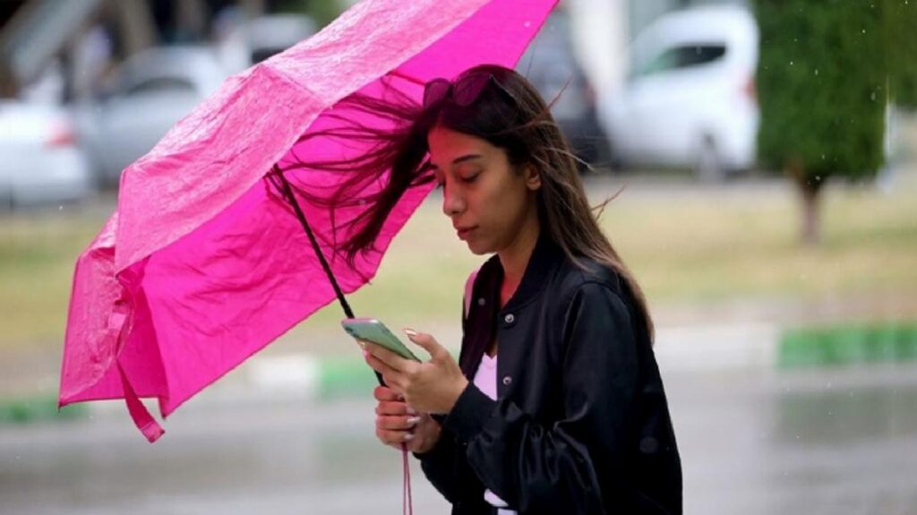 Meteoroloji’den 3 bölge için uyarı! Hem sağanak hem fırtına geliyor