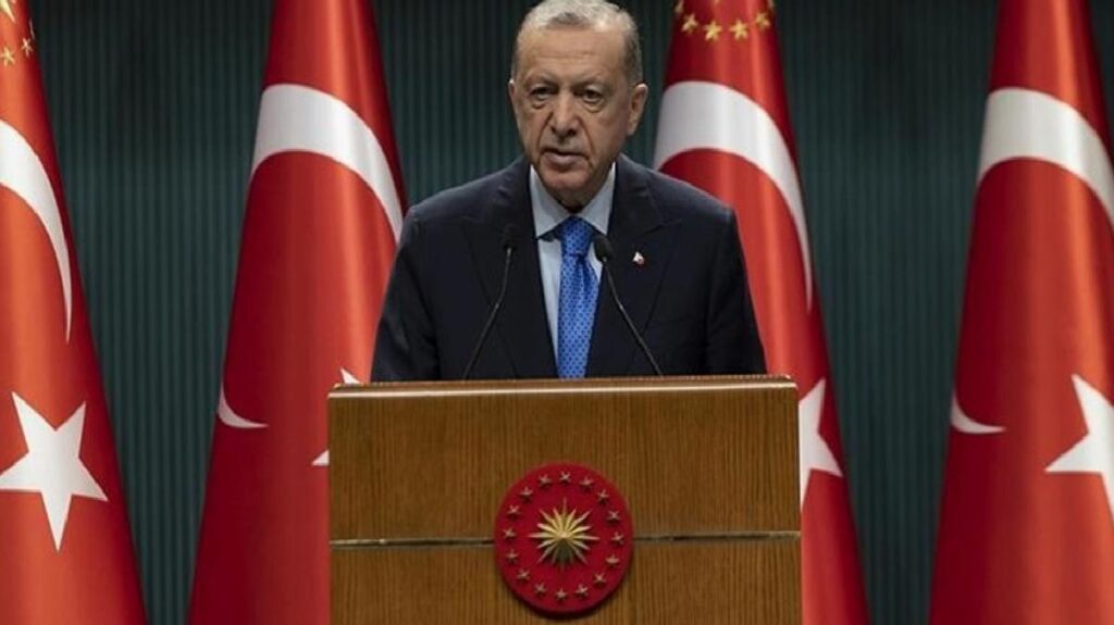 Son Dakika: Cumhurbaşkanı Erdoğan, Kabine toplantısı sonrası açıklamalarda bulunuyor