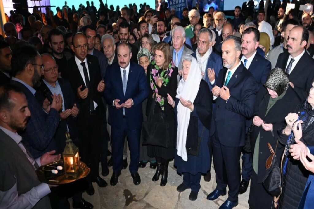 4 Asırlık Bursa Mevlevihanesi, 98 Yıl Sonra Birinci Semaya Konut Sahipliği Yaptı