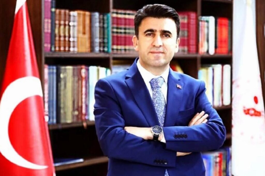 Bozüyük Devlet Hastanesinde Yetkisiz Bireyler Tarafından Ameliyat Tezi