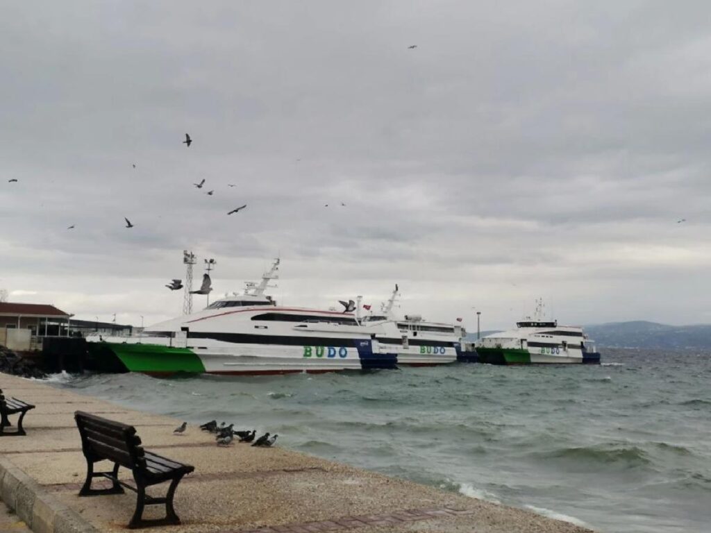 Bursa Deniz Otobüsü Seferleri İptal Edildi