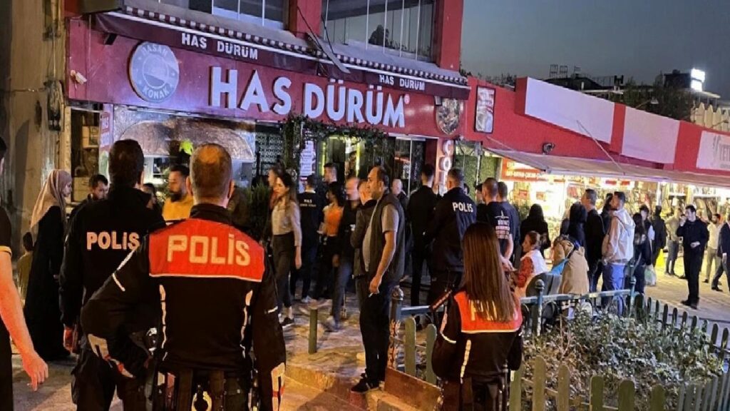 Bursa’da bir kebap restoranda çıkan yangın hasara yol açtı