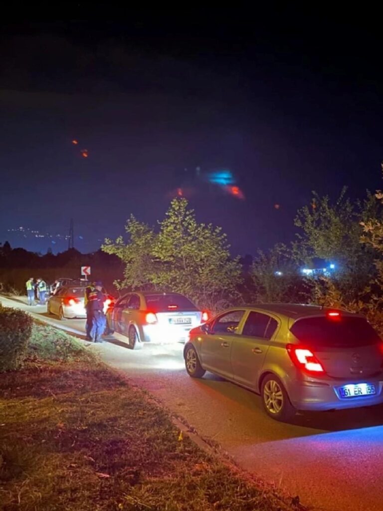 Bursa’da jandarma grupları “Huzur ve Güven” uygulaması yaptı