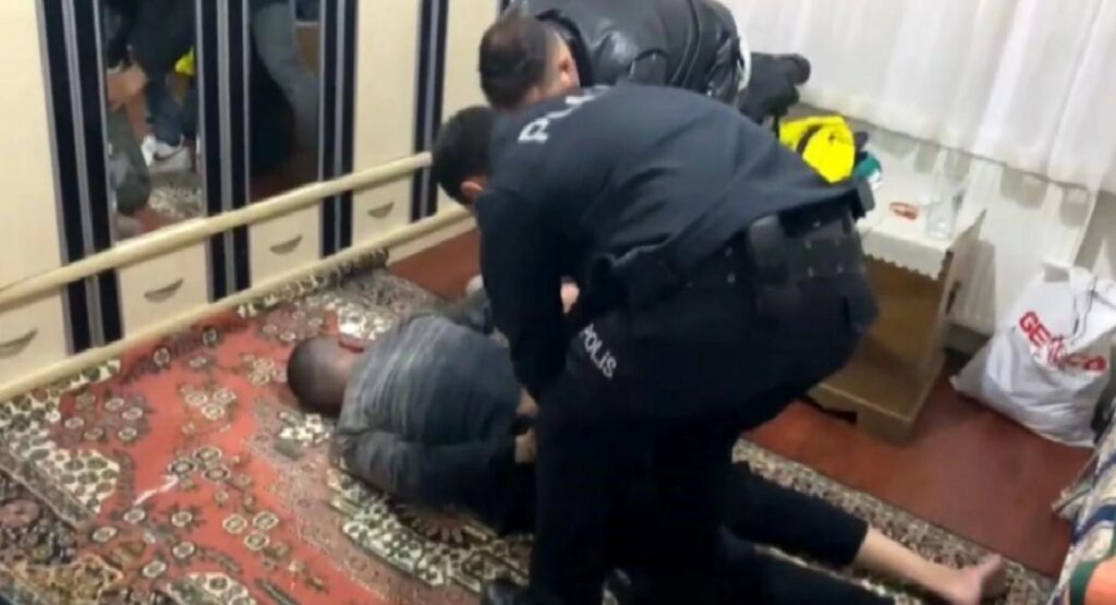 Bursa’da Şafak Operasyonu: 128 Kişi Gözaltına Alındı