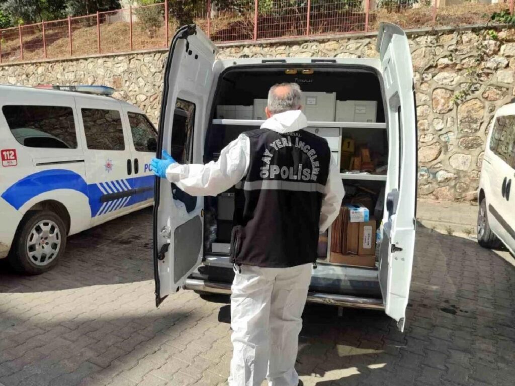 Bursa’da Toplu Konutta Meyyit Bulunan Bayanın Vefatıyla İlgili Soruşturma Başlatıldı