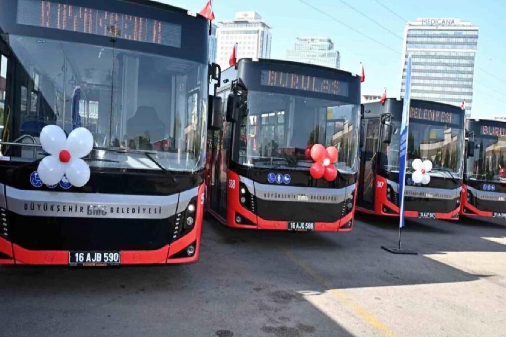 Bursa’da ulaşım filosu gençleşerek büyüyor