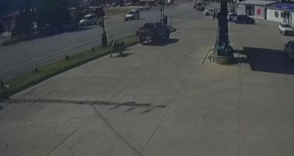 Gaziantep’te Hafif Ticari Araç Çarpması Sonucu Genç Kız Hayatını Kaybetti