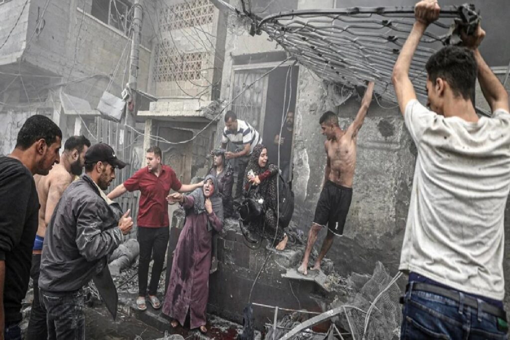 Gazze’de İsrail atakları sonucu bir gecede 110 Filistinli hayatını kaybetti