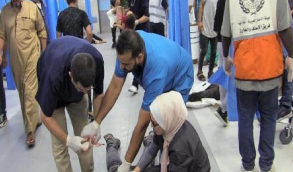 Gazze’deki Baptist Hastanesi’ne akın: Çoğunluğu çocuk ve bayan olanlar öldü