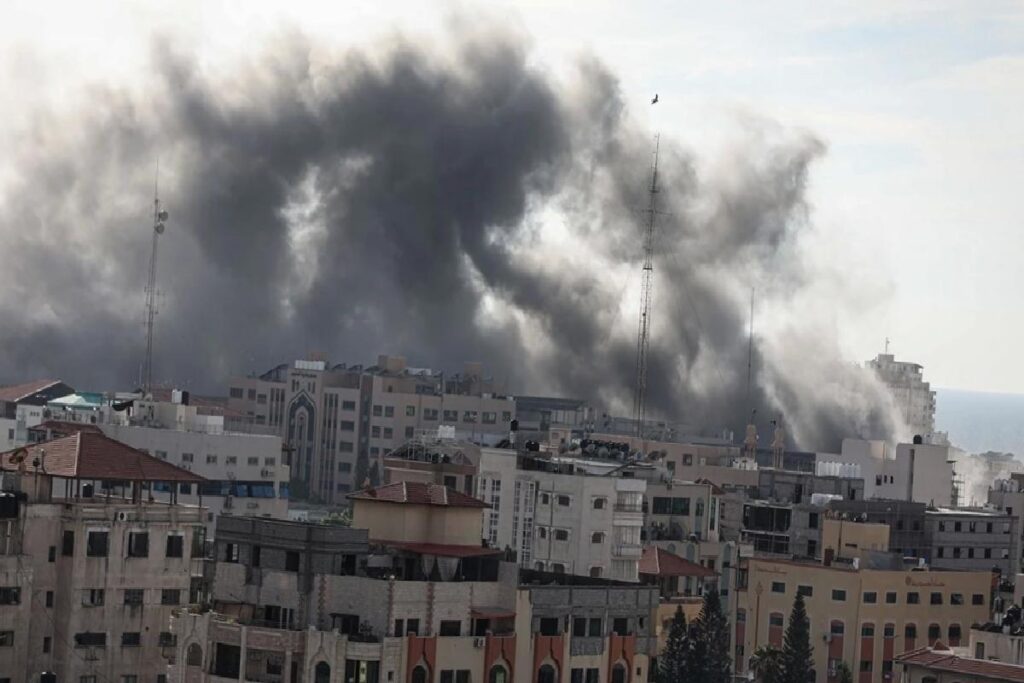 İsrail’in Gazze’ye taarruzlarında 198 kişi öldü