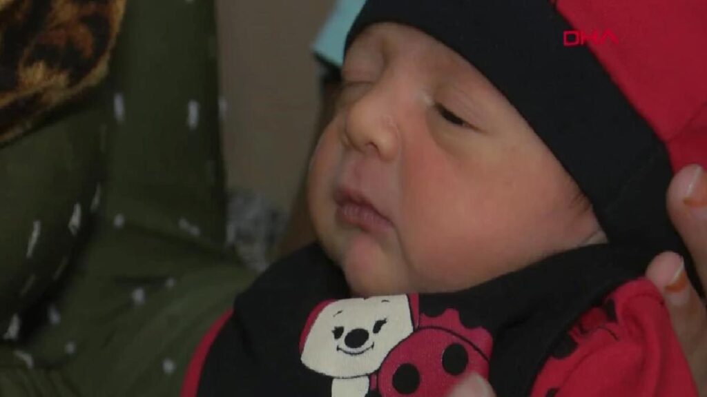 İzmir’de Hastaneden Kaçırılan Bebekler Bulundu