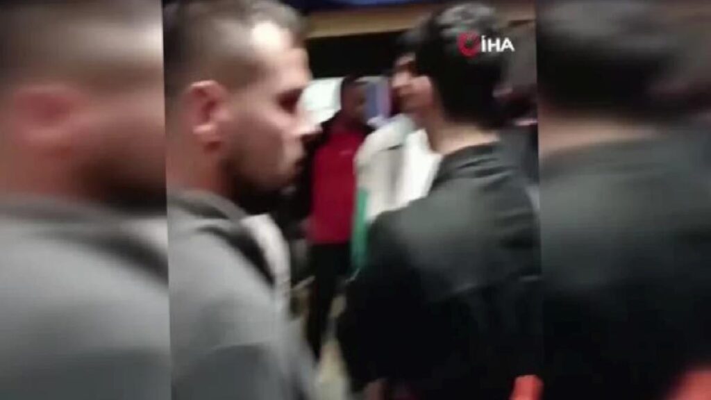 Mecidiyeköy metrosunda dehşet dolu anlar: Raylara düşen genç son anda kurtarıldı